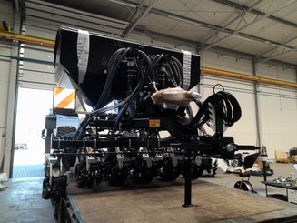 Semoir pour semis simplifié Agrisem mBOSS Rétractable