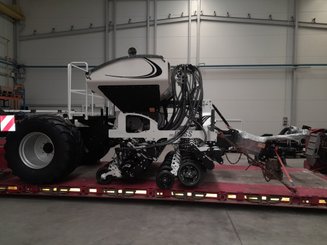 Semoir pour semis simplifié Agrisem mBOSS Rétractable