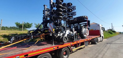 Semoir pour semis simplifié Agrisem Strip-Cat II traîné Repliable