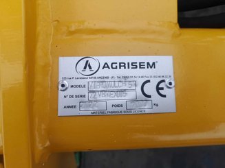 Déchaumeur à dents Agrisem Vibromulch porté Repliable