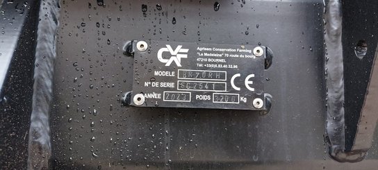 Semoir pour semis simplifié Agrisem Strip-Cat II porté Repliable