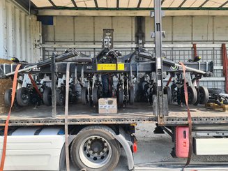 Semoir pour semis simplifié Agrisem Strip-Cat II porté Repliable