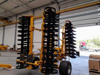 Déchaumeur à disques Agrisem Disc-O-Mulch Série R traîné Repliable