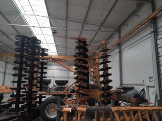 Déchaumeur à disques Agrisem Disc-O-Mulch Série R traîné Repliable