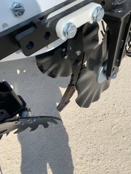 Semoir pour semis simplifié Agrisem Strip-Cat II porté Repliable