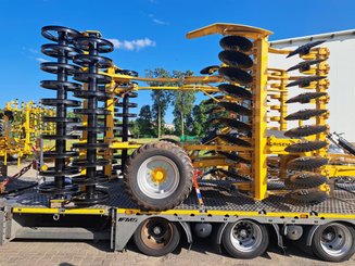 Déchaumeur à disques Agrisem Disc-O-Mulch Gold traîné Repliable