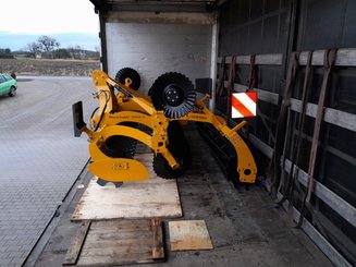 Déchaumeur à disques Agrisem Disc-O-Mulch Série R porté Fixe