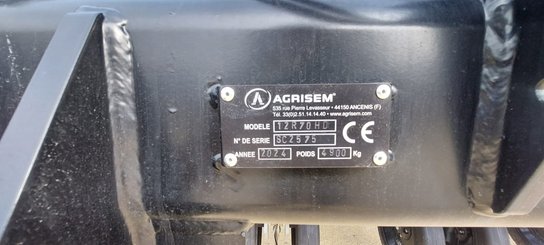 Semoir pour semis simplifié Agrisem Strip-Cat II porté Repliable