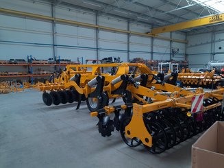 Déchaumeur Agrisem Maximulch Série 5 traîné Fixe