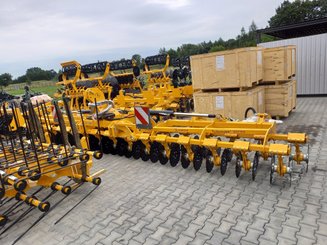 Déchaumeur Agrisem Turbomulch Extra Repliable