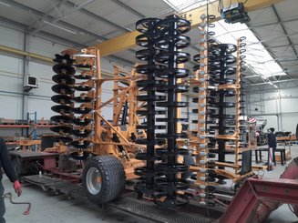 Déchaumeur à disques Agrisem Disc-O-Mulch Série R traîné Repliable