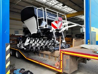 Semoir pour semis simplifié Agrisem mBOSS Rétractable