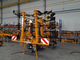 Déchaumeur à dents Agrisem Agromulch Silver porté Repliable