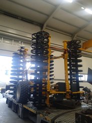 Déchaumeur à disques Agrisem Disc-O-Mulch Gold traîné Repliable