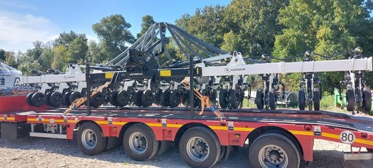 Semoir pour semis simplifié Agrisem Strip-Cat II porté Repliable