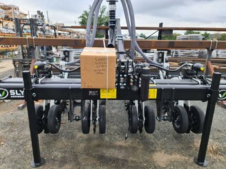 Semoir pour semis simplifié Agrisem Strip-Cat II porté Fixe