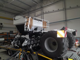 Semoir pour semis simplifié Agrisem mBOSS Rétractable