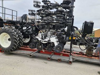 Semoir pour semis simplifié Agrisem Strip-Cat II traîné Repliable