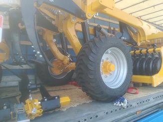 Déchaumeur Agrisem Maximulch Série 5 traîné Fixe