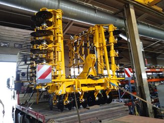 Déchaumeur Agrisem Turbomulch Extra Repliable