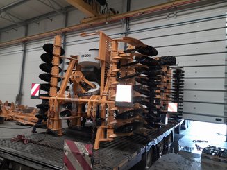 Déchaumeur à disques Agrisem Disc-O-Mulch Série R porté Repliable