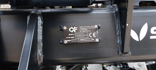Semoir pour semis simplifié Agrisem Strip-Cat II porté Repliable