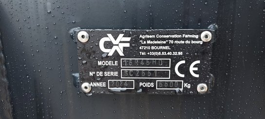 Semoir pour semis simplifié Agrisem Strip-Cat II porté Repliable