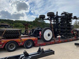Semoir pour semis simplifié Agrisem Strip-Cat II traîné Repliable
