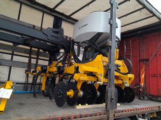 Divers agricole Agrisem Vibrosem porté Fixe