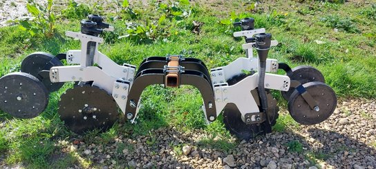 Semoir pour semis simplifié Agrisem Strip-Cat II porté Repliable