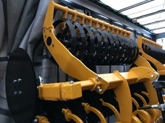 Déchaumeur à disques Agrisem Disc-O-Vigne