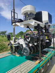 Semoir pour semis simplifié Agrisem Strip-Cat II porté Fixe