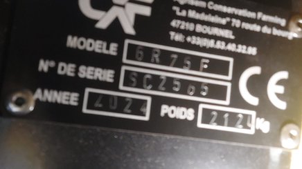 Semoir pour semis simplifié Agrisem Strip-Cat II porté Fixe