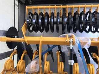 Déchaumeur à disques Agrisem Disc-O-Vigne