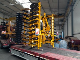 Déchaumeur à disques Agrisem Disc-O-Mulch Série R porté Repliable