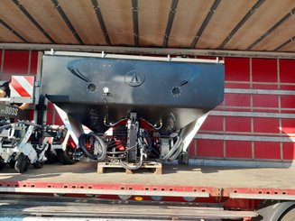 Semoir pour semis simplifié Agrisem mBOSS Fixe