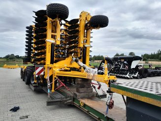 Déchaumeur à disques Agrisem Disc-O-Mulch Série R traîné Repliable