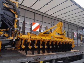 Déchaumeur à disques Agrisem Disc-O-Mulch Série R porté Fixe