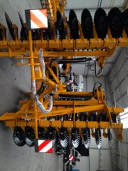 Déchaumeur à disques Agrisem Disc-O-Mulch Série R porté Repliable