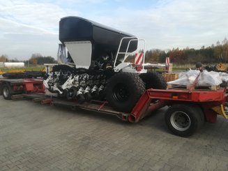 Semoir pour semis simplifié Agrisem mBOSS Rétractable