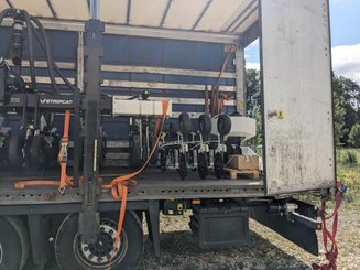 Semoir pour semis simplifié Agrisem Strip-Cat II porté Fixe