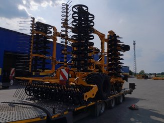 Déchaumeur à disques Agrisem Disc-O-Mulch Série R traîné Repliable