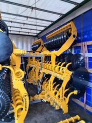 Déchaumeur à disques Agrisem Disc-O-Vigne Fixe