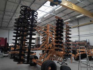 Déchaumeur à disques Agrisem Disc-O-Mulch Série R traîné Repliable