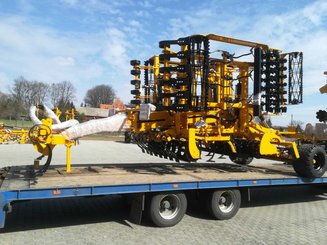 Déchaumeur à dents Agrisem Vibrogerm