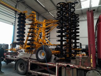 Déchaumeur à disques Agrisem Disc-O-Mulch Série R traîné Repliable