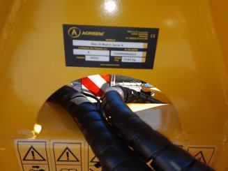 Déchaumeur à disques Agrisem Disc-O-Mulch Série R porté Repliable