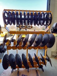 Déchaumeur à disques Agrisem Disc-O-Vigne
