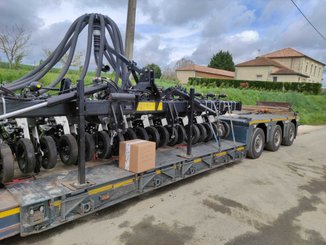 Semoir pour semis simplifié Agrisem Strip-Cat II porté Repliable