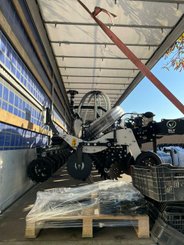 Semoir pour semis simplifié Agrisem Strip-Cat II porté Fixe